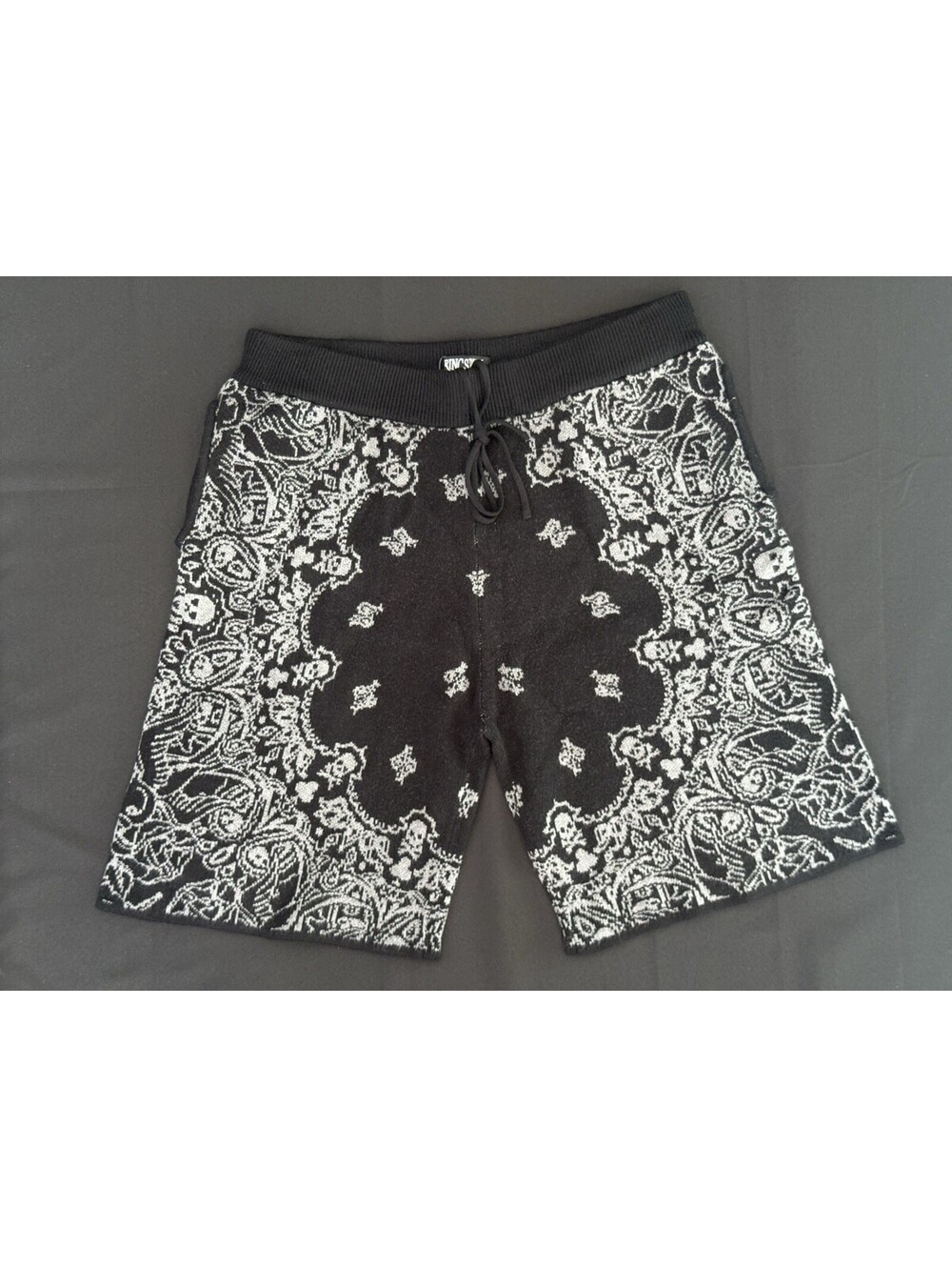 New With Tags RingSpun Fleece Bandana Black Shorts Size Large